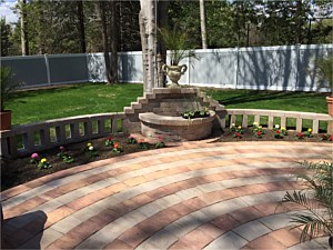 cambridge waterfall open seat wall dominoe domino wall old englishe english sandstone tan canyon blend circle kit round patio ledgestone